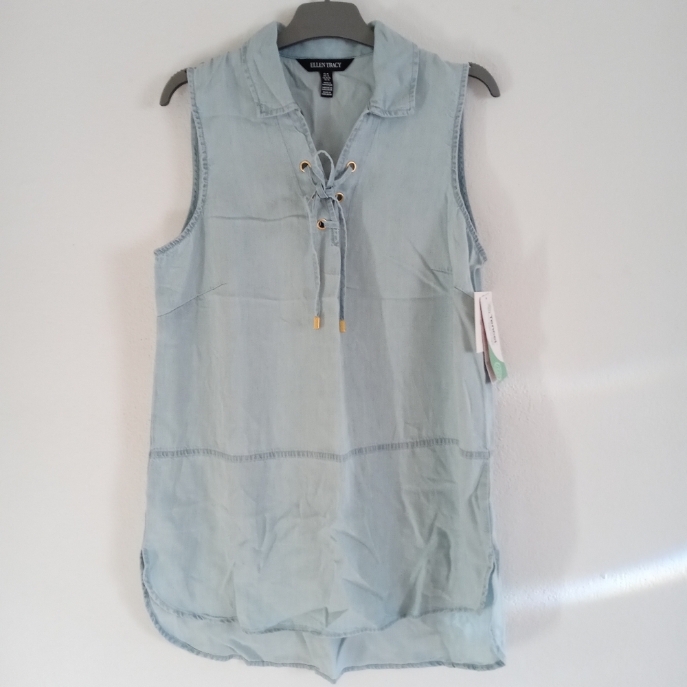 Ellen tracy sleeve less blouse.